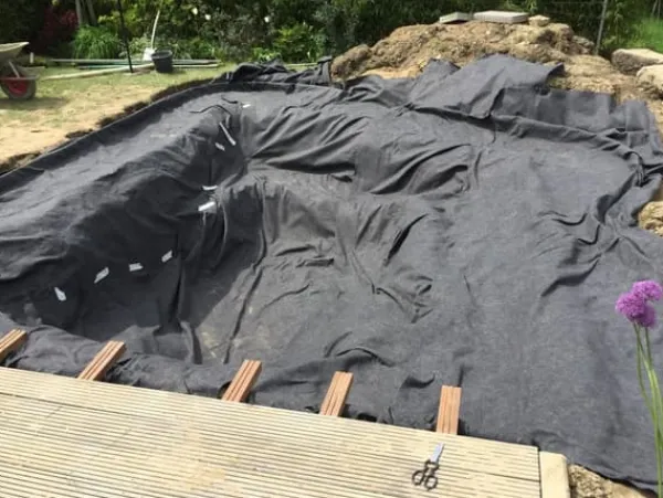 24 m² Pond liner underlag 1000 g Pond Skyddande fleece för Pond liner